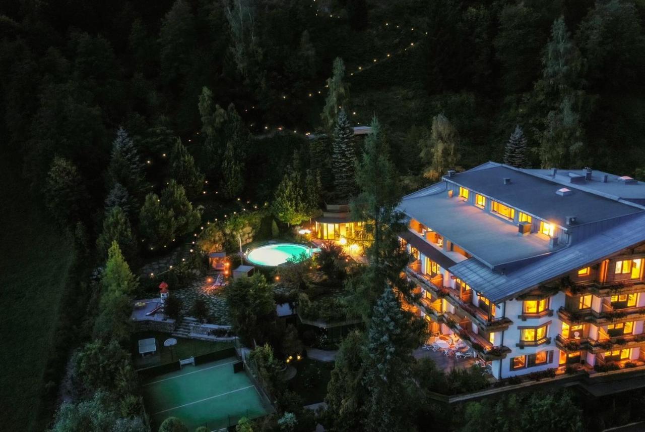 Familien Hotel ซาลบาคฮินเทอร์เกลมม์ ภายนอก รูปภาพ